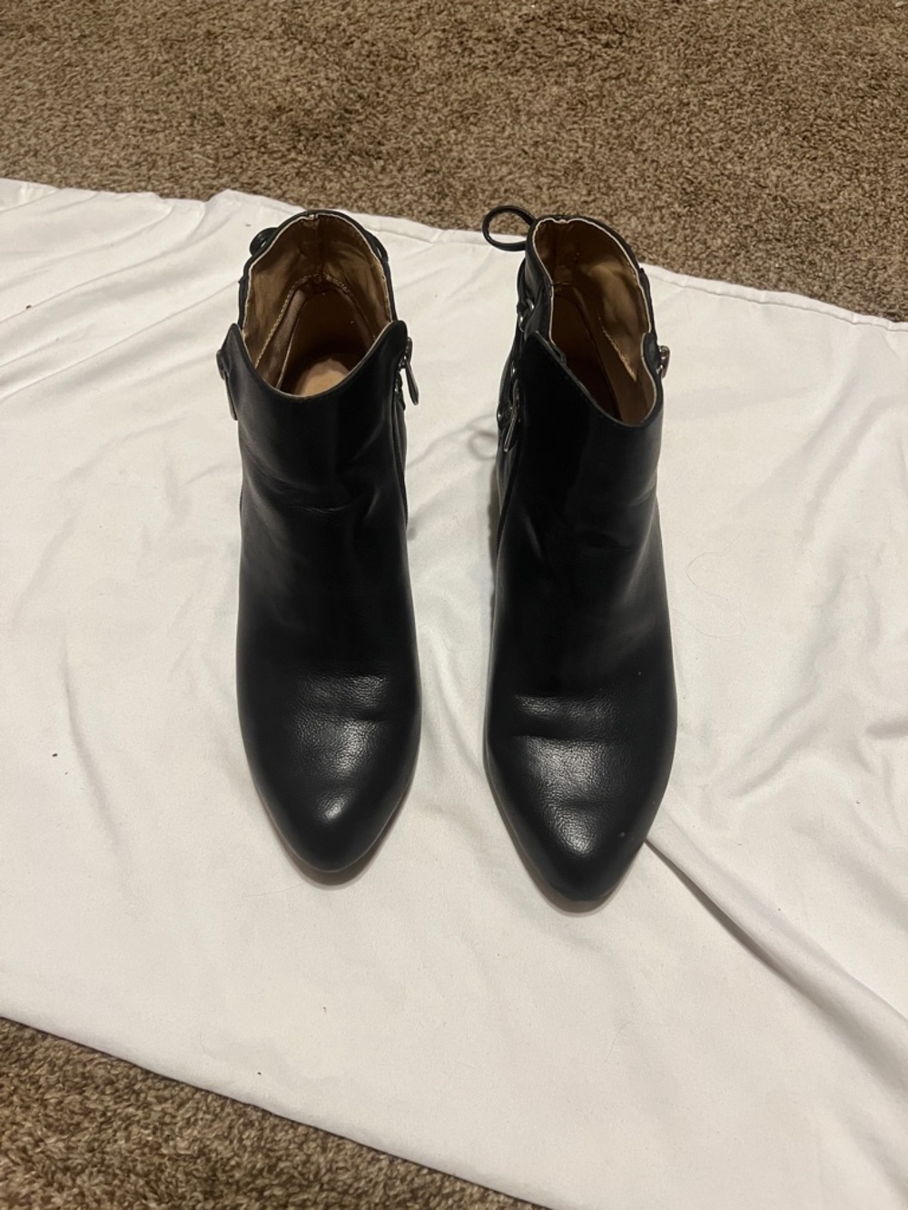 Adrienne Vittadini black leather booties. Zip closure   Never worn - Picture 2 of 7